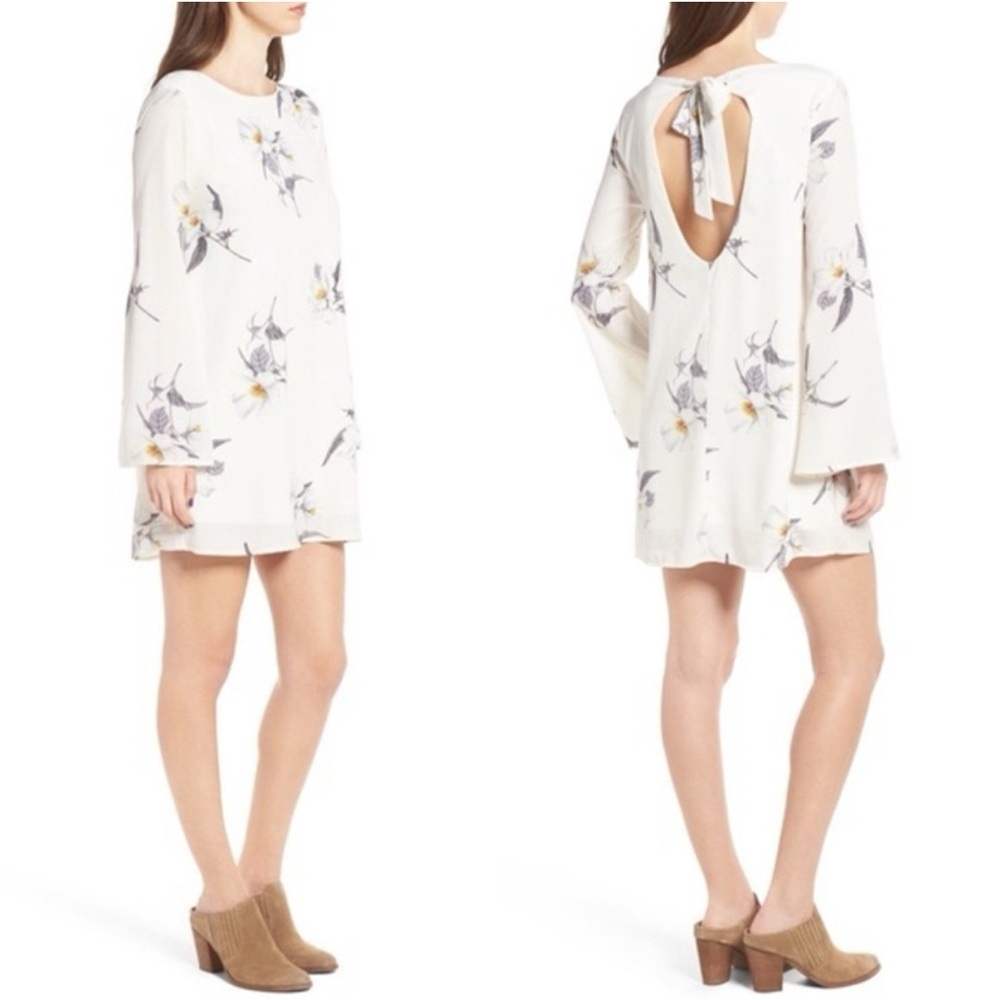 Dee Elle Bell Sleeve Floral mini dress